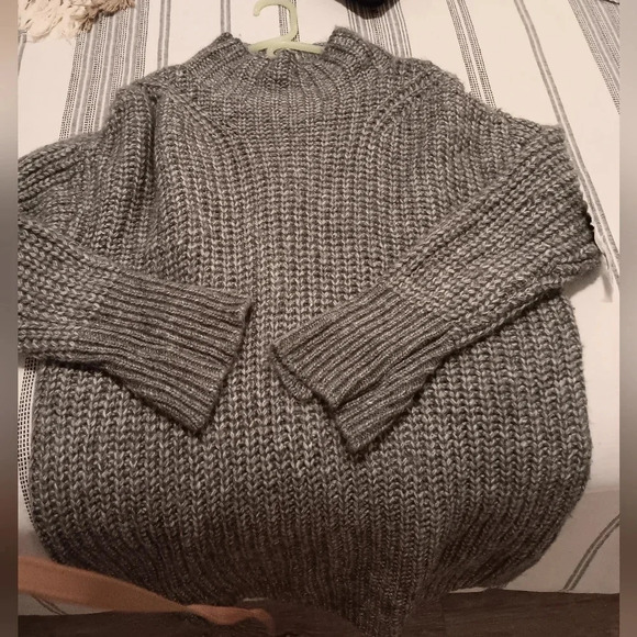 Worthington Sweaters - Worthington Gray Heather Chunky Sweater